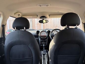 Mini Countryman 2.0 Cooper SD SUV 5dr Diesel Auto Euro 5 (143 ps)