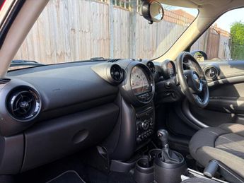 Mini Countryman 2.0 Cooper SD SUV 5dr Diesel Auto Euro 5 (143 ps)