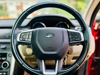 Land Rover Discovery Sport 2.0 TD4 HSE Black SUV 5dr Diesel Auto 4WD Euro 6 (s/s) (180 ps)