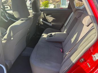 Toyota Prius 1.8 VVT-h T3 Hatchback 5dr Petrol Hybrid CVT Euro 5 (s/s) (136 p