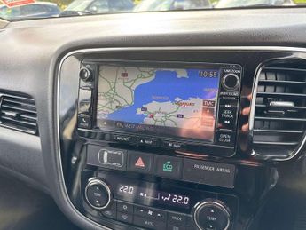 Mitsubishi Outlander 2.0h 12kWh 4hs CVT 4WD Euro 6 (s/s) 5dr