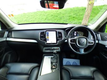 Volvo XC90 2.0 D5 PowerPulse Momentum Pro Auto 4WD Euro 6 (s/s) 5dr