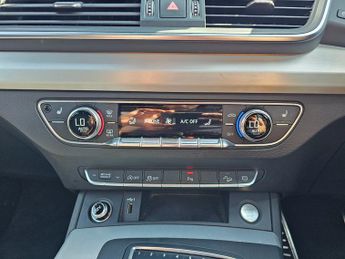 Audi Q5 2.0 TDI 40 S line SUV 5dr Diesel S Tronic quattro Euro 6 (s/s) (