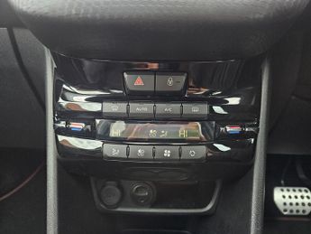 Peugeot 2008 1.2 PureTech GT Line SUV 5dr Petrol EAT Euro 6 (s/s) (110 ps)