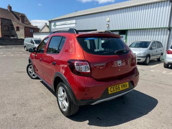 Dacia Sandero Stepway 0.9 TCe Laureate Hatchback 5dr Petrol Manual Euro 6 (s/s) (90 ps