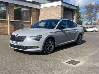 Skoda Superb 2.0 TSI SportLine Plus Hatchback 5dr Petrol DSG 4WD Euro 6 (s/s)