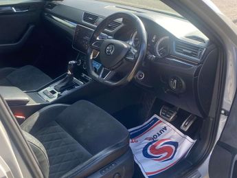 Skoda Superb 2.0 TSI SportLine Plus Hatchback 5dr Petrol DSG 4WD Euro 6 (s/s)