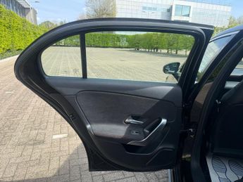 Mercedes-Benz A Class 1.3 A180 AMG Line Hatchback 5dr Petrol 7G-DCT Euro 6 (s/s) (136 