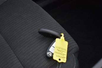 Nissan Qashqai 1.3 DIG-T MHEV Acenta Premium XTRON Euro 6 (s/s) 5dr