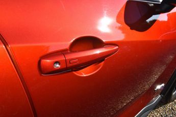 Nissan Juke 1.6 N-Connecta Auto Euro 6 5dr