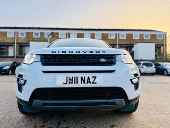 Land Rover Discovery Sport 2.0 TD4 HSE Black SUV 5dr Diesel Auto 4WD Euro 6 (s/s) (180 ps)