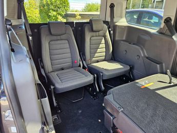 Ford Grand Tourneo Connect 1.5 EcoBlue Titanium MPV 5dr Diesel Auto Euro 6 (s/s) (120 ps)