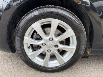 Vauxhall Corsa 1.2 Turbo Design Hatchback 5dr Petrol Auto Euro 6 (s/s) (100 ps)