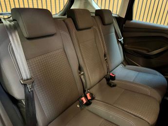 Ford C-MAX 1.5 TDCi Zetec MPV 5dr Diesel Powershift Euro 6 (s/s) (120 ps)