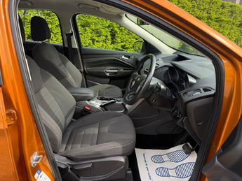 Ford Kuga 1.5T EcoBoost Zetec SUV 5dr Petrol Auto AWD Euro 6 (s/s) (182 ps