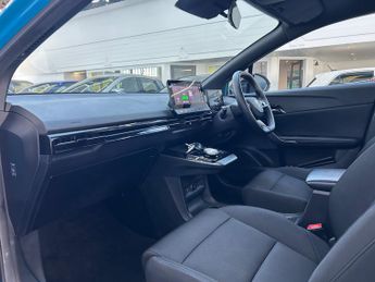 MG MG4 51kWh SE Hatchback Electric Auto (170 ps) 5dr