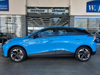 MG MG4 51kWh SE Hatchback Electric Auto (170 ps) 5dr