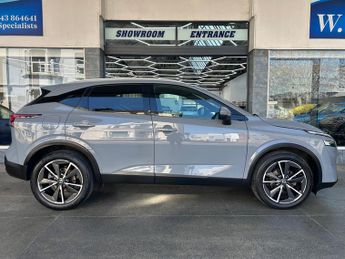 Nissan Qashqai 1.3 DIG-T MHEV Tekna SUV Petrol Hybrid XTRON Euro 6 (s/s) (158 p