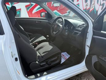 Suzuki Swift 1.2 SZ2 Hatchback 3dr Petrol Manual Euro 5 (94 ps)