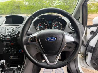Ford Fiesta 1.0T EcoBoost Zetec Hatchback 5dr Petrol Manual Euro 6 (s/s) (10