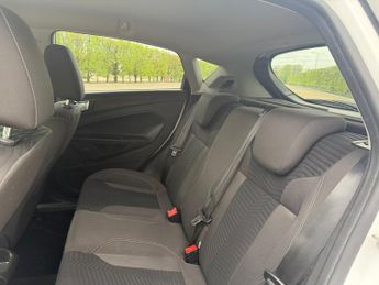 Ford Fiesta 1.0T EcoBoost Zetec Hatchback 5dr Petrol Manual Euro 6 (s/s) (10