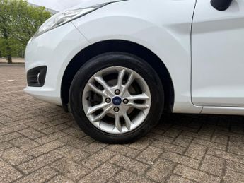 Ford Fiesta 1.0T EcoBoost Zetec Hatchback 5dr Petrol Manual Euro 6 (s/s) (10