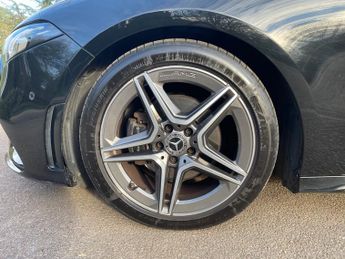 Mercedes-Benz A Class 1.3 A200 AMG Line (Premium) Hatchback 5dr Petrol 7G-DCT Euro 6 (