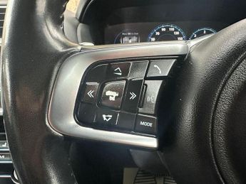 Jaguar F-Pace 3.0d V6 S 5dr Auto AWD