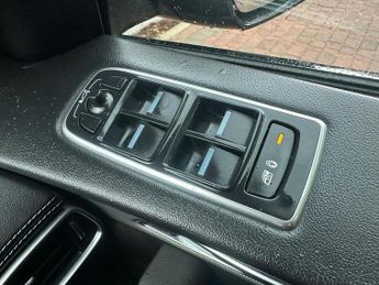 Jaguar F-Pace 3.0d V6 S 5dr Auto AWD