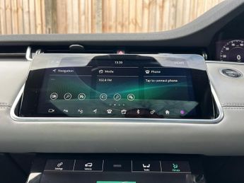 Land Rover Range Rover Evoque 2.0 D150 HSE SUV 5dr Diesel Auto 4WD Euro 6 (s/s) (150 ps)
