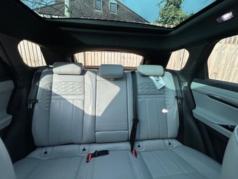 Land Rover Range Rover Evoque 2.0 D150 HSE SUV 5dr Diesel Auto 4WD Euro 6 (s/s) (150 ps)