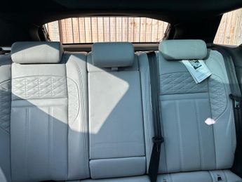 Land Rover Range Rover Evoque 2.0 D150 HSE SUV 5dr Diesel Auto 4WD Euro 6 (s/s) (150 ps)