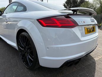 Audi TTS 2.0 TFSI Coupe 3dr Petrol S Tronic quattro Euro 6 (s/s) (310 ps)