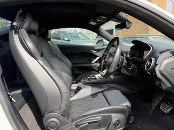Audi TTS 2.0 TFSI Coupe 3dr Petrol S Tronic quattro Euro 6 (s/s) (310 ps)