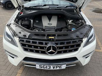 Mercedes-Benz M Class 3.0 ML350 V6 BlueTEC Sport SUV 5dr Diesel G-Tronic 4WD Euro 6 (s