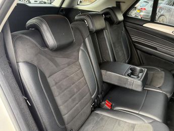 Mercedes-Benz M Class 3.0 ML350 V6 BlueTEC Sport SUV 5dr Diesel G-Tronic 4WD Euro 6 (s