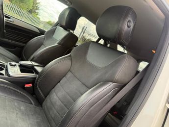 Mercedes-Benz M Class 3.0 ML350 V6 BlueTEC Sport SUV 5dr Diesel G-Tronic 4WD Euro 6 (s