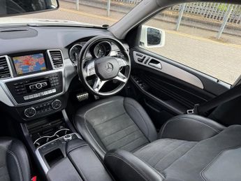 Mercedes-Benz M Class 3.0 ML350 V6 BlueTEC Sport SUV 5dr Diesel G-Tronic 4WD Euro 6 (s