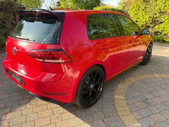 Volkswagen Golf 1.5 TSI EVO R-Line Hatchback 5dr Petrol DSG Euro 6 (s/s) (150 ps