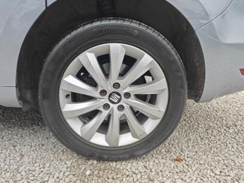 SEAT Alhambra TDI SE DSG 5-Door