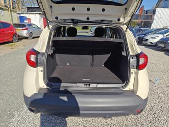 Renault Captur 1.5 dCi Dynamique S MediaNav SUV 5dr Diesel EDC Euro 5 (90 ps)
