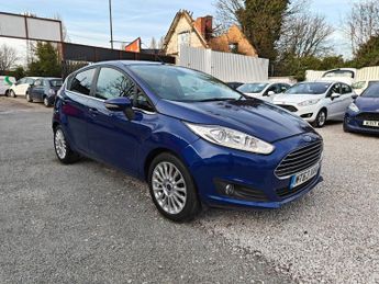 Ford Fiesta 1.5 TDCi Titanium Hatchback 5dr Diesel Manual Euro 5 (75 ps)
