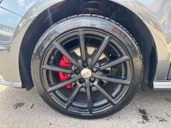 Audi A1 1.4 TFSI S line Hatchback 3dr Petrol S Tronic Euro 6 (s/s) (125 