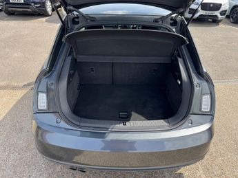 Audi A1 1.4 TFSI S line Hatchback 3dr Petrol S Tronic Euro 6 (s/s) (125 