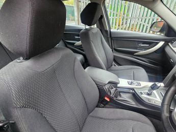 BMW 3 Series 2.0 330e 7.6kWh SE Saloon 4dr Petrol Plug-in Hybrid Auto Euro 6 