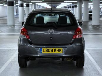Toyota Yaris 1.33 Dual VVT-i TR Hatchback 5dr Petrol MultiMode Euro 4 (s/s) (