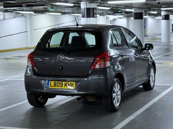 Toyota Yaris 1.33 Dual VVT-i TR Hatchback 5dr Petrol MultiMode Euro 4 (s/s) (