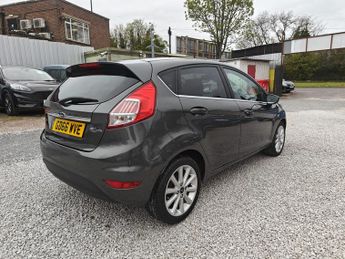 Ford Fiesta 1.0T EcoBoost Titanium Hatchback 5dr Petrol Powershift Euro 6 (1