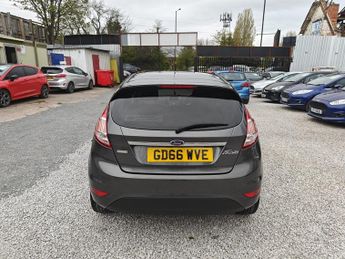 Ford Fiesta 1.0T EcoBoost Titanium Hatchback 5dr Petrol Powershift Euro 6 (1