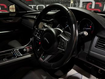 Jaguar XF 2.0d R-Sport Saloon 4dr Diesel Auto Euro 6 (s/s) (180 ps)